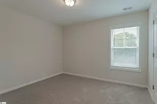 8 Sabine Leaf Ct, Greer, SC 29650 - Photo 2