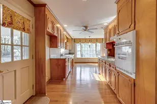 10 Guyton St, Greenville, SC 29615 - Photo 14