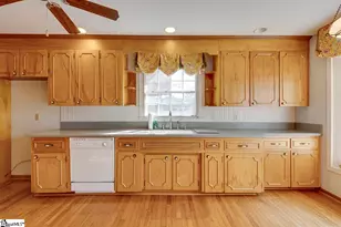 10 Guyton St, Greenville, SC 29615 - Photo 18