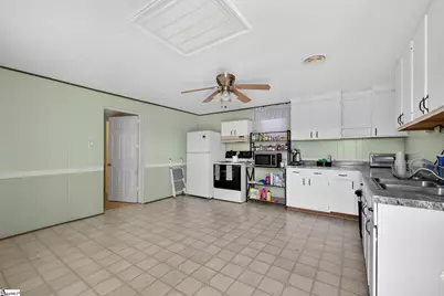 807 Cheddar Road, Belton, SC 29627 - Photo 14