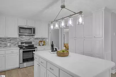 401 Central Avenue, Mauldin, SC 29662 - Photo 8