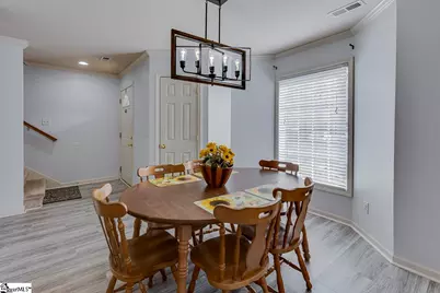 1122 E Lee Road, Taylors, SC 29687 - Photo 8