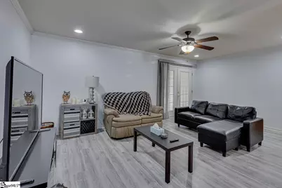 1122 E Lee Road, Taylors, SC 29687 - Photo 14