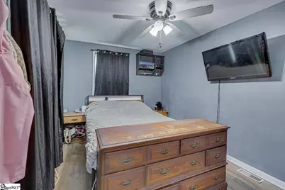 308 W Beattie Street, Liberty, SC 29657 - Photo 16