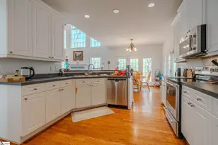 108 Sandtrap Ct, Greenville, SC 29609 - Photo 6