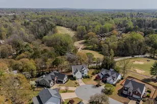 108 Sandtrap Ct, Greenville, SC 29609 - Photo 2