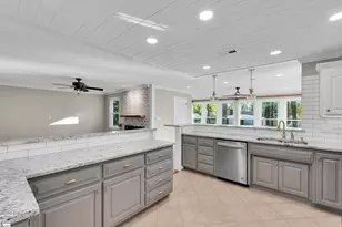 4931 Crosscreek Ln, Greenville, SC 29615 - Photo 10