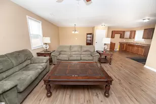 384 Cunningham Rd, Woodruff, SC 29388 - Photo 40