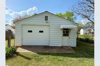 109 Carolina Avenue, Greer, SC 29650 - Photo 8