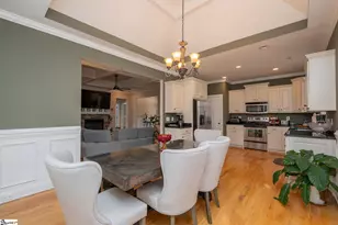 1025 S Buncombe Dr, Greer, SC 29651 - Photo 12