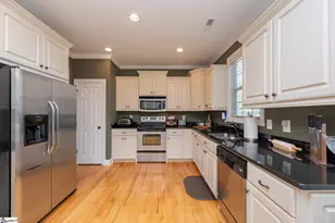 1025 S Buncombe Dr, Greer, SC 29651 - Photo 14