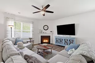 47 Oak Edge Ln, Greer, SC 29651 - Photo 6