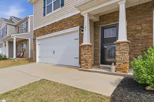 47 Oak Edge Ln, Greer, SC 29651 - Photo 2