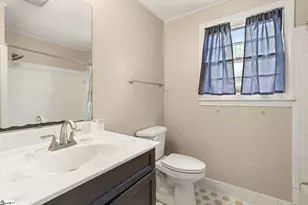 310 Rosewood Cir, Mauldin, SC 29662 - Photo 16