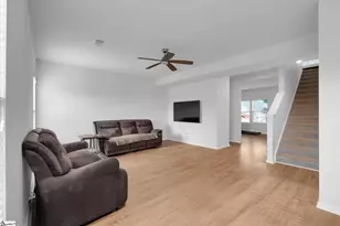 529 Bucklebury Rd, Greer, SC 29651 - Photo 6