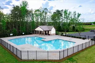 529 Bucklebury Rd, Greer, SC 29651 - Photo 26