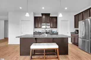 529 Bucklebury Rd, Greer, SC 29651 - Photo 10