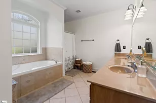 204 Cove Harbor Ct, Taylors, SC 29687 - Photo 28