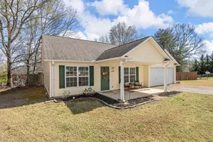 630 Kneewood Ct, Boiling Springs, SC 29316 - Photo 4