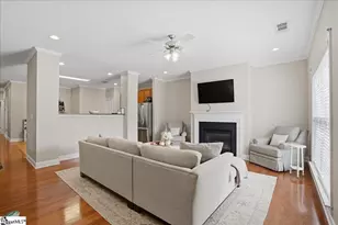 211 Louisville Dr, Greenville, SC 29607 - Photo 2