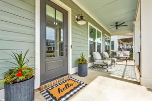 407 McKlee Dr, Travelers Rest, SC 29690 - Photo 2