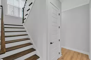 407 McKlee Dr, Travelers Rest, SC 29690 - Photo 14