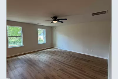 31 Campbell Street, Duncan, SC 29334 - Photo 4