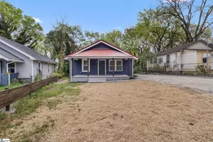 208 Crestone Dr, Greenville, SC 29611 - Photo 2