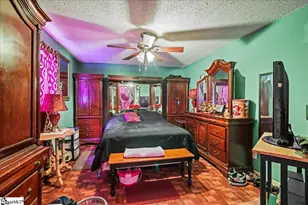 202 Vermont Dr, Gaffney, SC 29341 - Photo 16