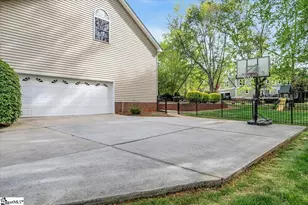 1300 Plantation Dr, Simpsonville, SC 29681 - Photo 46