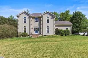 352 Round Ridge Rd, Spartanburg, SC 29302 - Photo 1