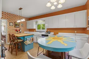 352 Round Ridge Rd, Spartanburg, SC 29302 - Photo 8