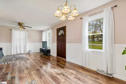 200 Duke Street, Easley, SC 29640 - Photo 8