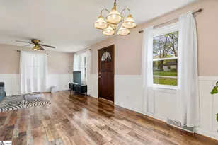 200 Duke St, Easley, SC 29640 - Photo 8