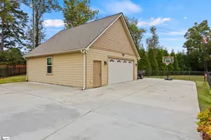 409 Wickham Way, Boiling Springs, SC 29316 - Photo 4