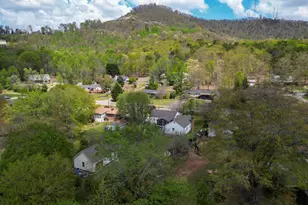 108 Furman View Dr, Greenville, SC 29609 - Photo 4