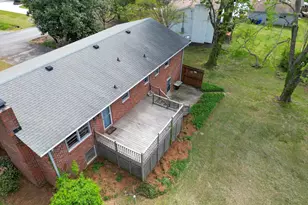 108 Furman View Dr, Greenville, SC 29609 - Photo 2