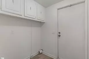 399 Meadowland Dr, Fountain Inn, SC 29644 - Photo 16