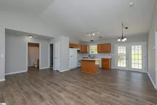 11 Seaside Ln, Greer, SC 29650 - Photo 8