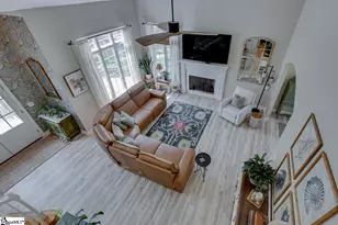 11 Eastwood Dr, Taylors, SC 29687 - Photo 6