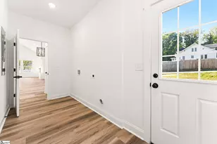 54 3rd Ave, Greenville, SC 29611 - Photo 24