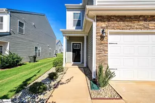 572 Yellow Fox Rd, Greer, SC 29650 - Photo 2