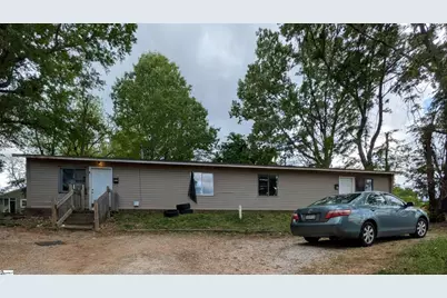 802 A/B Kings Court, Greenwood, SC 29646 - Photo 1