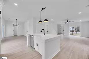 106 West Ave, Greenville, SC 29611 - Photo 8