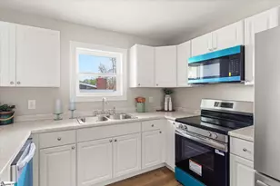 111 E Belvedere Rd, Greenville, SC 29605 - Photo 10