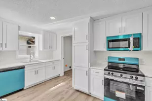 470 W Hayne St, Woodruff, SC 29388 - Photo 10