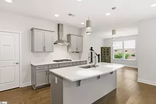 215 Wrightwood Ln, Greer, SC 29650 - Photo 6