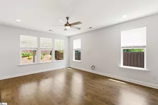 215 Wrightwood Ln, Greer, SC 29650 - Photo 10