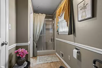 198 Pepperidge Drive, Spartanburg, SC 29303 - Photo 16