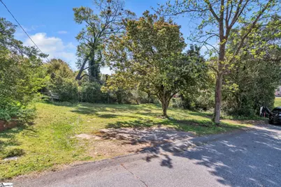 110 Sherman Street, Greer, SC 29650 - Photo 2